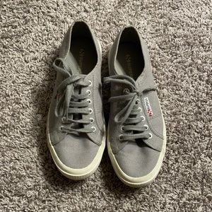 Superga Classic Sneaker